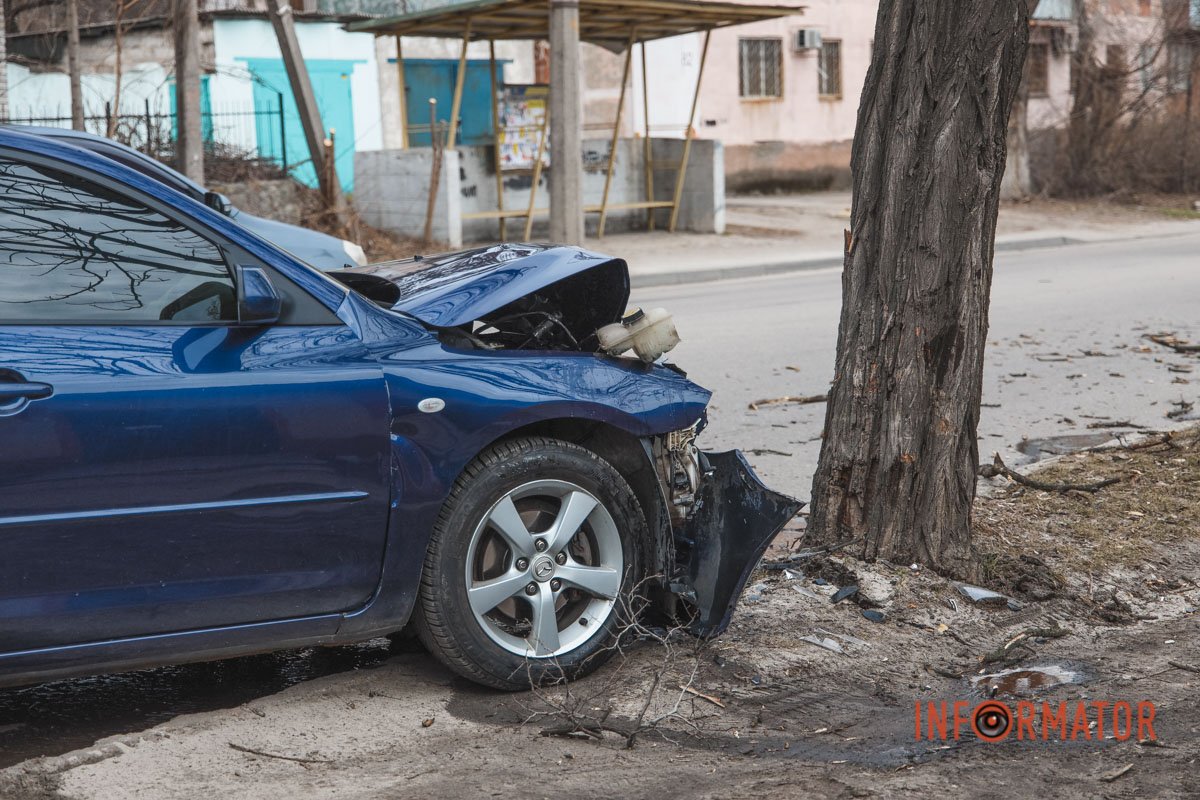 Не впоралась ііз керуванням Не впоралась ііз керуванням