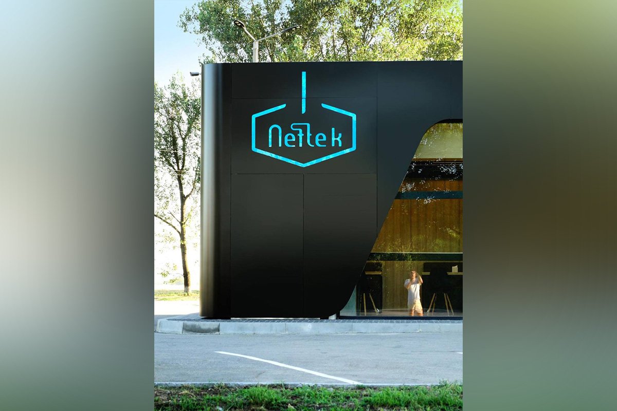 Заправки Neftek облаштовані генератором, старлінком та кавомашиною