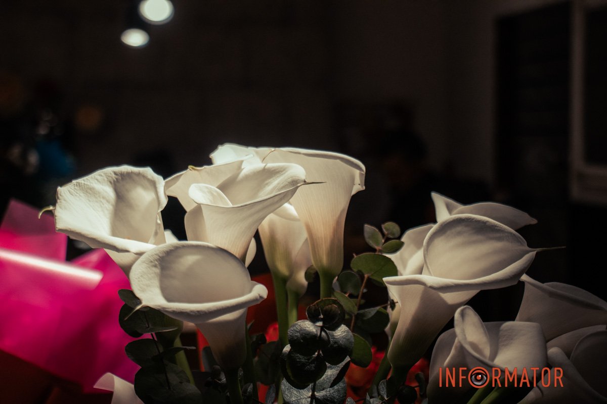 Букет з магазину на Барикадній