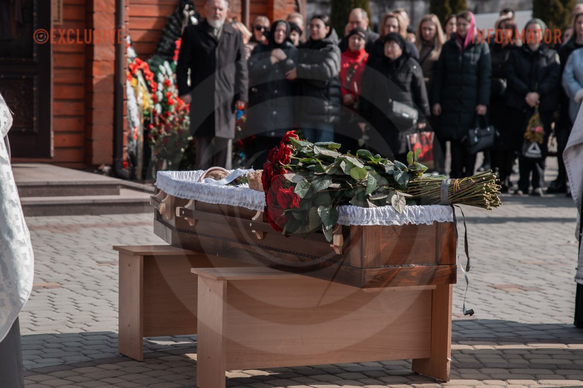 Її життя забрала війна