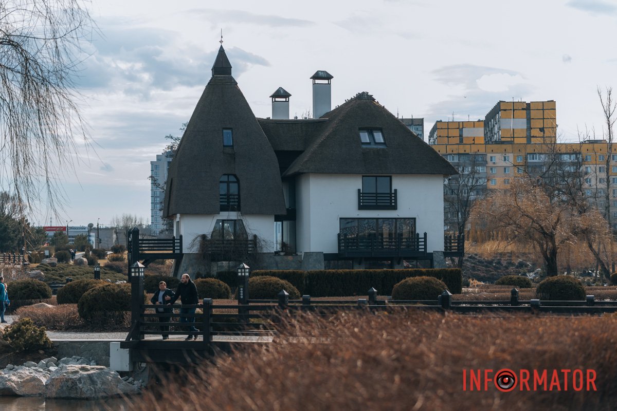 Красивий будинок