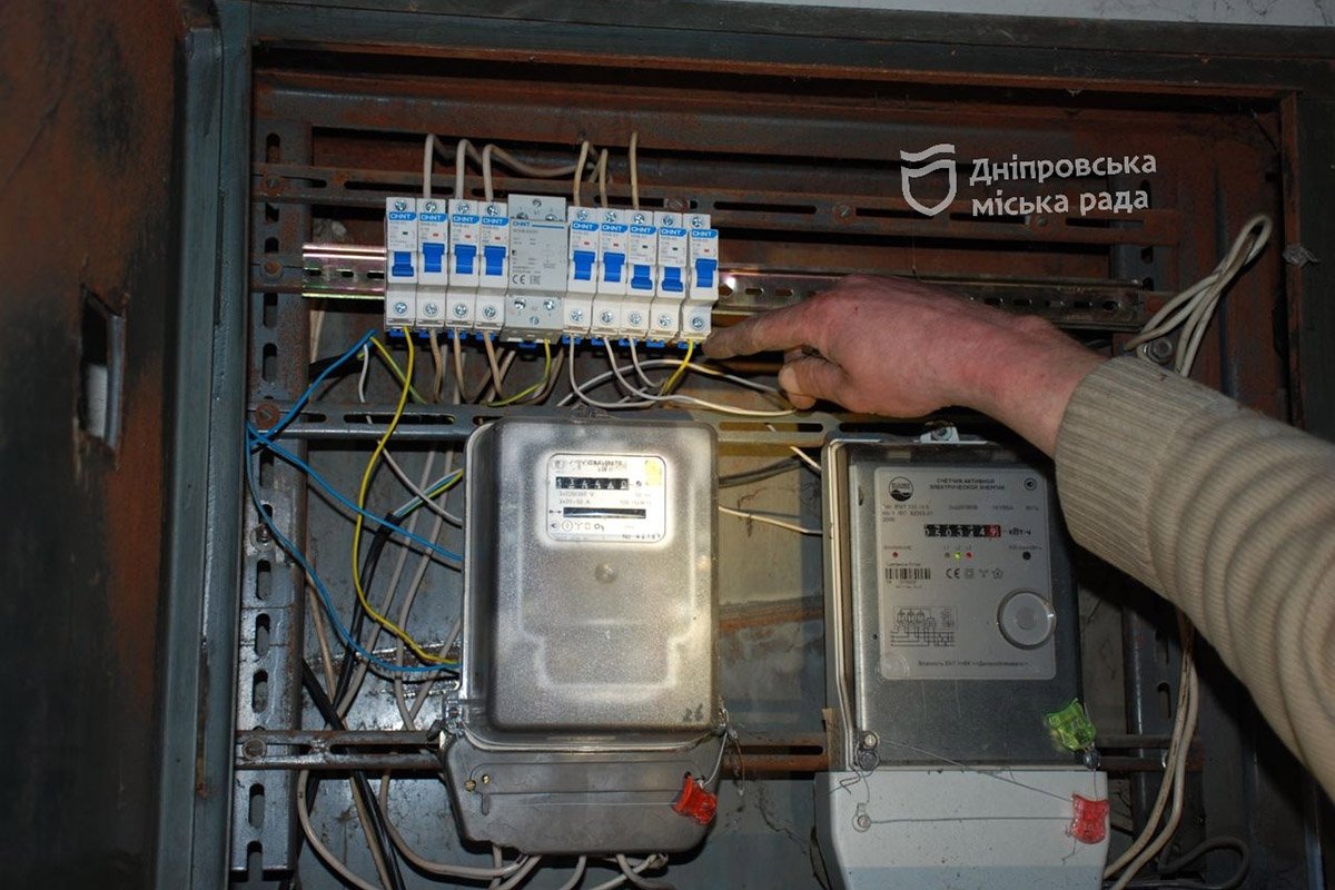 Замінили стояки, електропроводку, провели повний ремонт щитової та рубильників