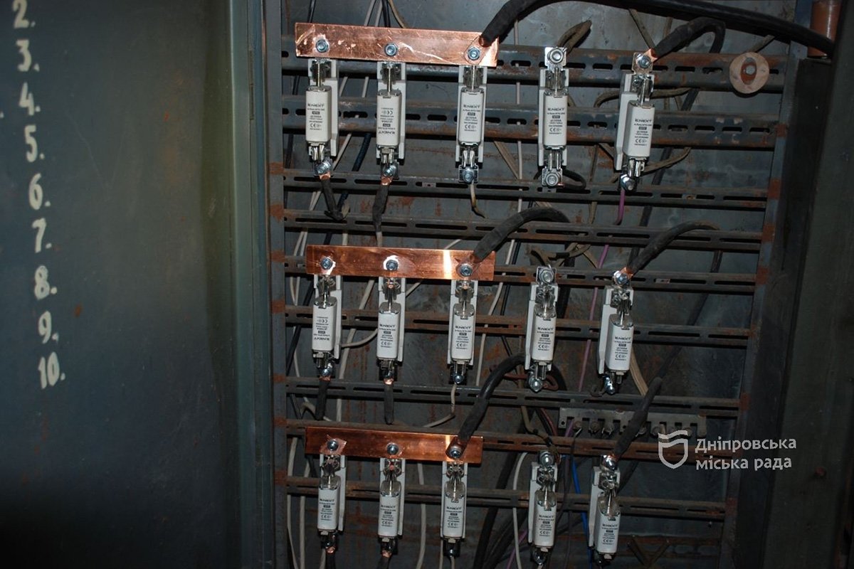 Замінили зношену електрику та алюмінієві дроти на нові мідні