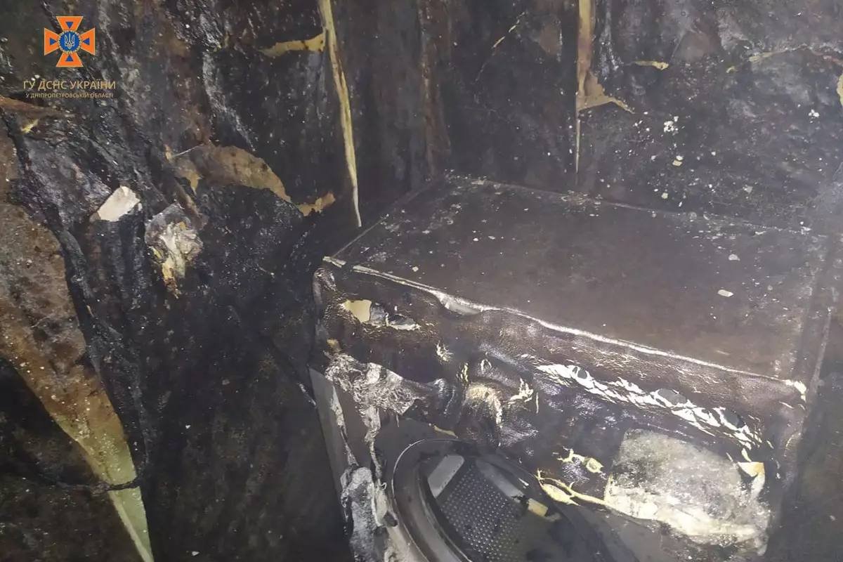 На вулиці Пшеничній горів будинок На вулиці Пшеничній горів будинок