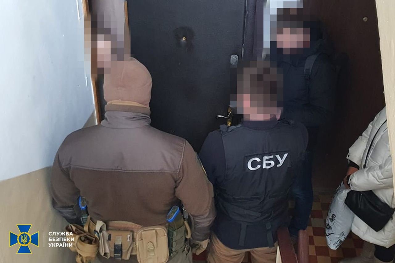 Осередки діяли у Києві та ще шістьох регіонах України Осередки діяли у Києві та ще шістьох регіонах України