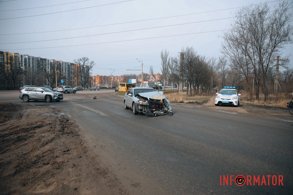 Після ДТП автівка проїхала ще кілька десятків метрів 