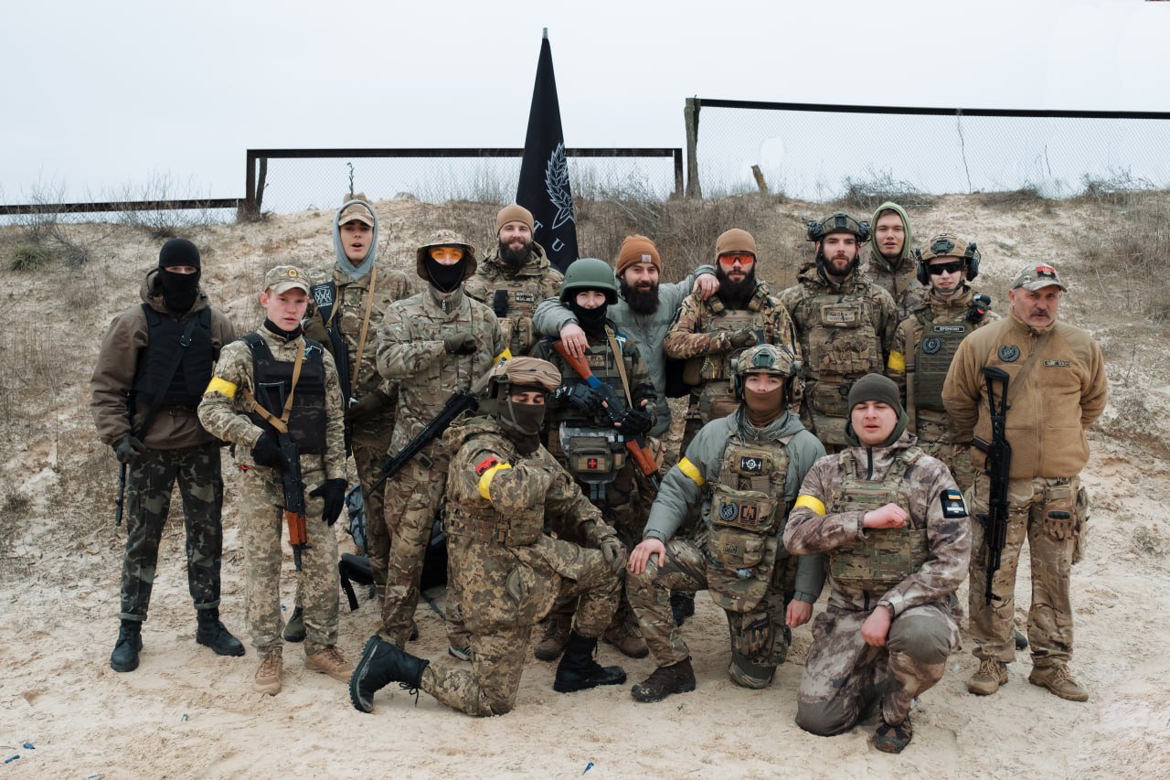 Організували вишкіл 1 механізований батальон 3 штурмової бригади та патріотична молодь ГО "Центурія"