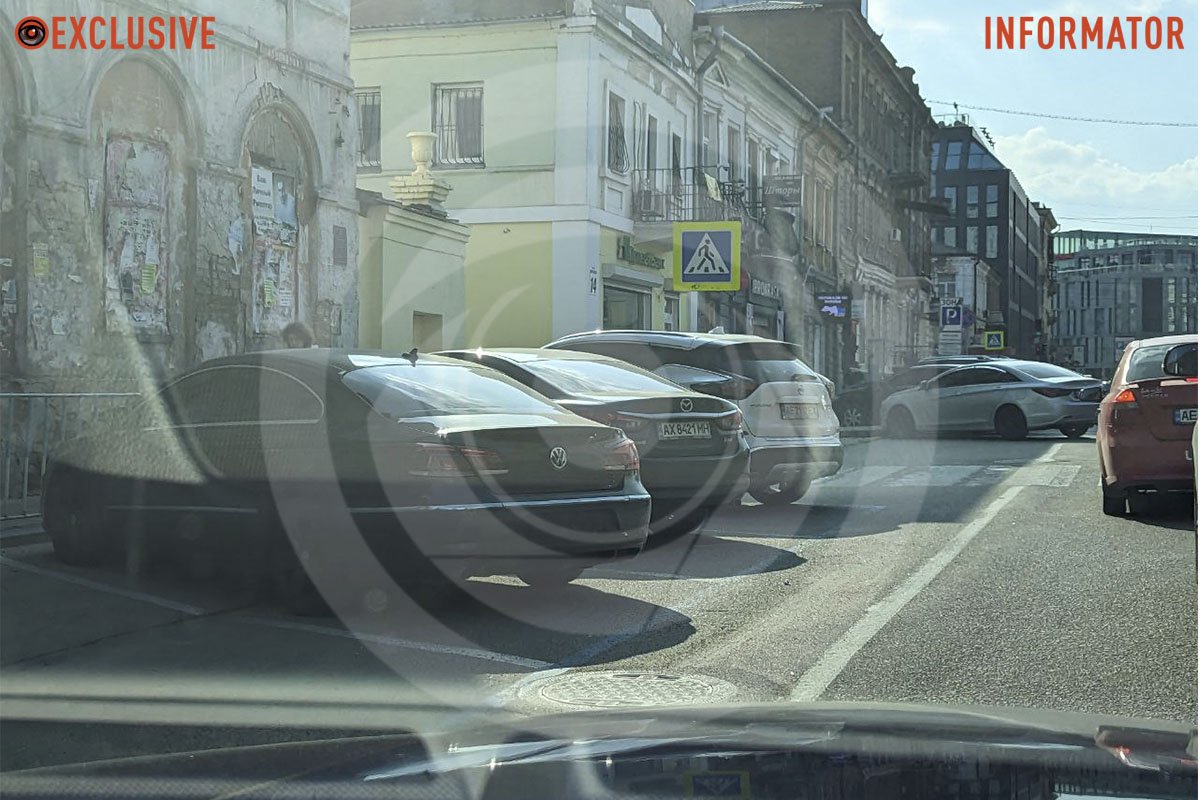 Таку картину ми побачили в районі вулиць Коцюбинського і Липинського та Успенської площі