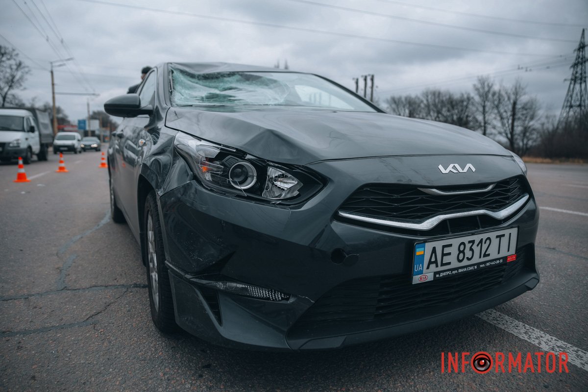 Транспортний засіб отримав механічні пошкодження Транспортний засіб отримав механічні пошкодження