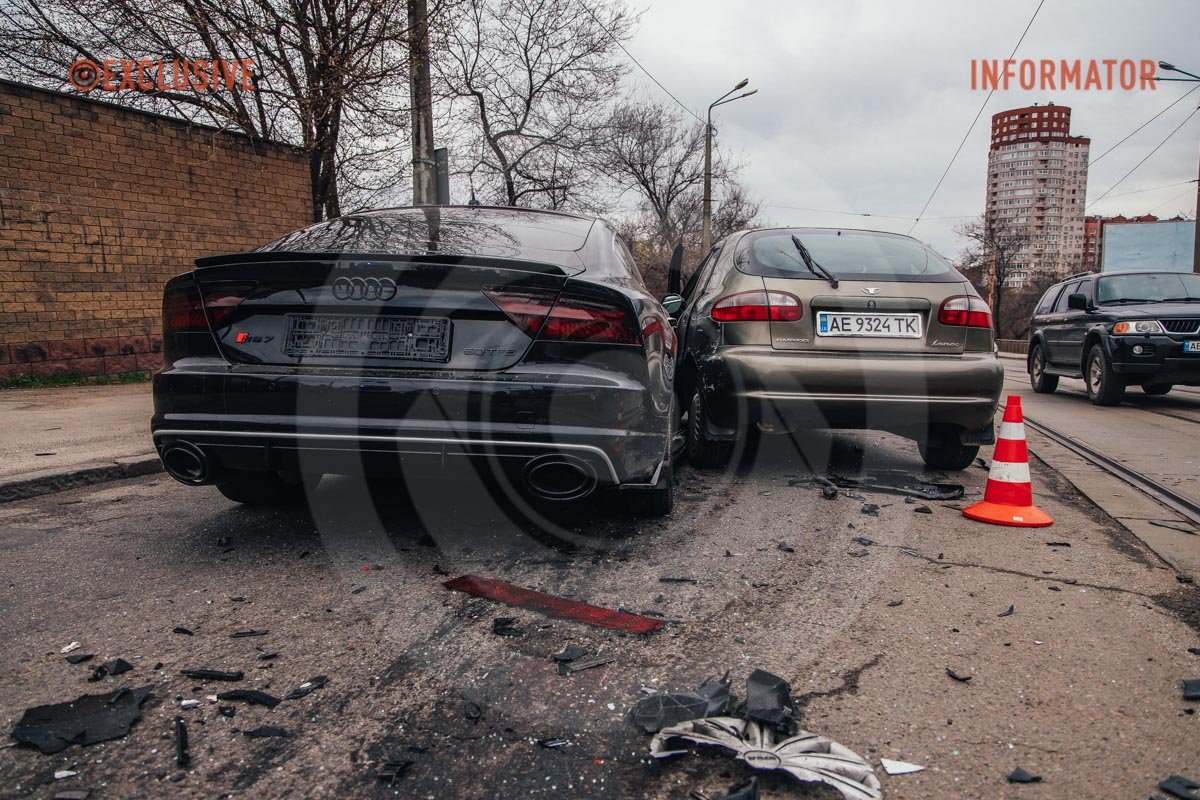 У Дніпрі ДТП на Святослава Хороброго