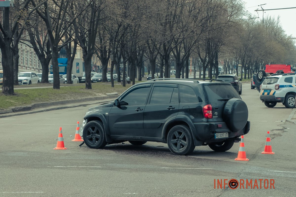 За попередніми даними, Toyota рухалась на "зелений" по Ульянова За попередніми даними, Toyota рухалась на "зелений" по Ульянова
