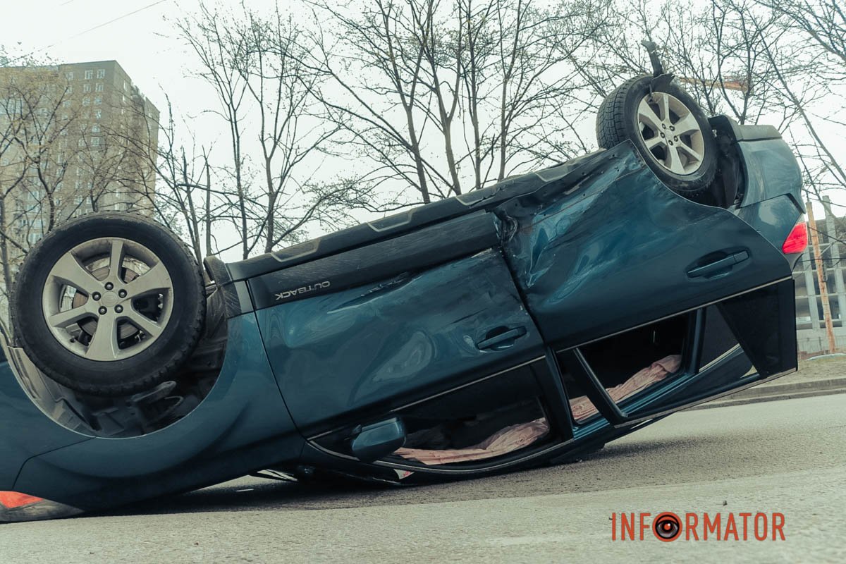 Тут зіштовхнулись Subaru і Toyota Тут зіштовхнулись Subaru і Toyota