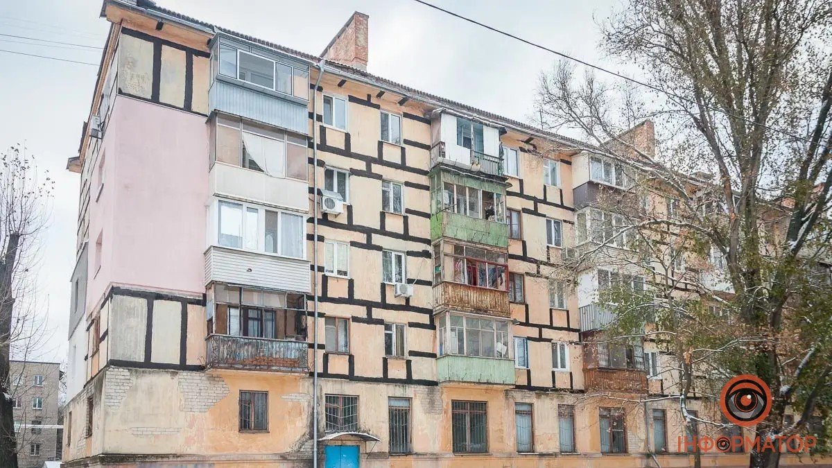 В Украине хотят снести "хрущевки" и панельные дома: чего ждать жителям