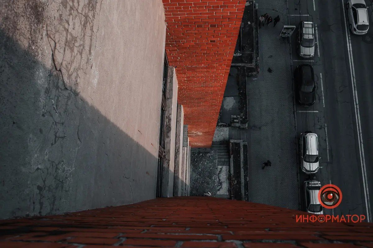 Стартова вартість - понад 5 мільйонів Стартова вартість - понад 5 мільйонів