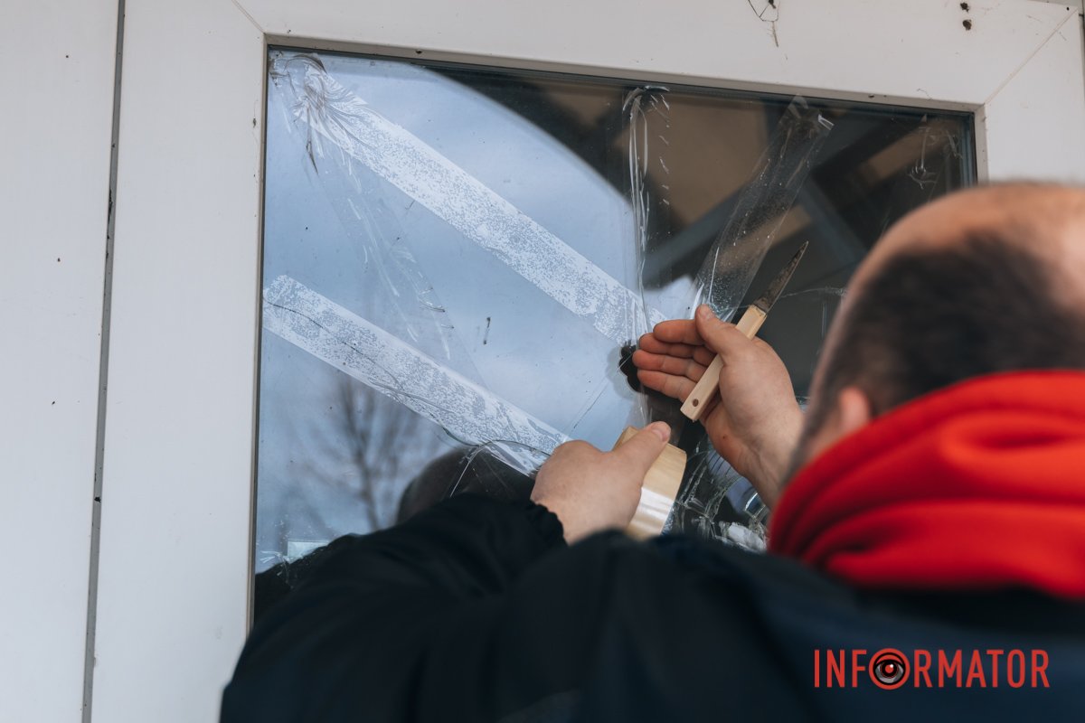 Льодова арена знаходиться на Набережній Заводській