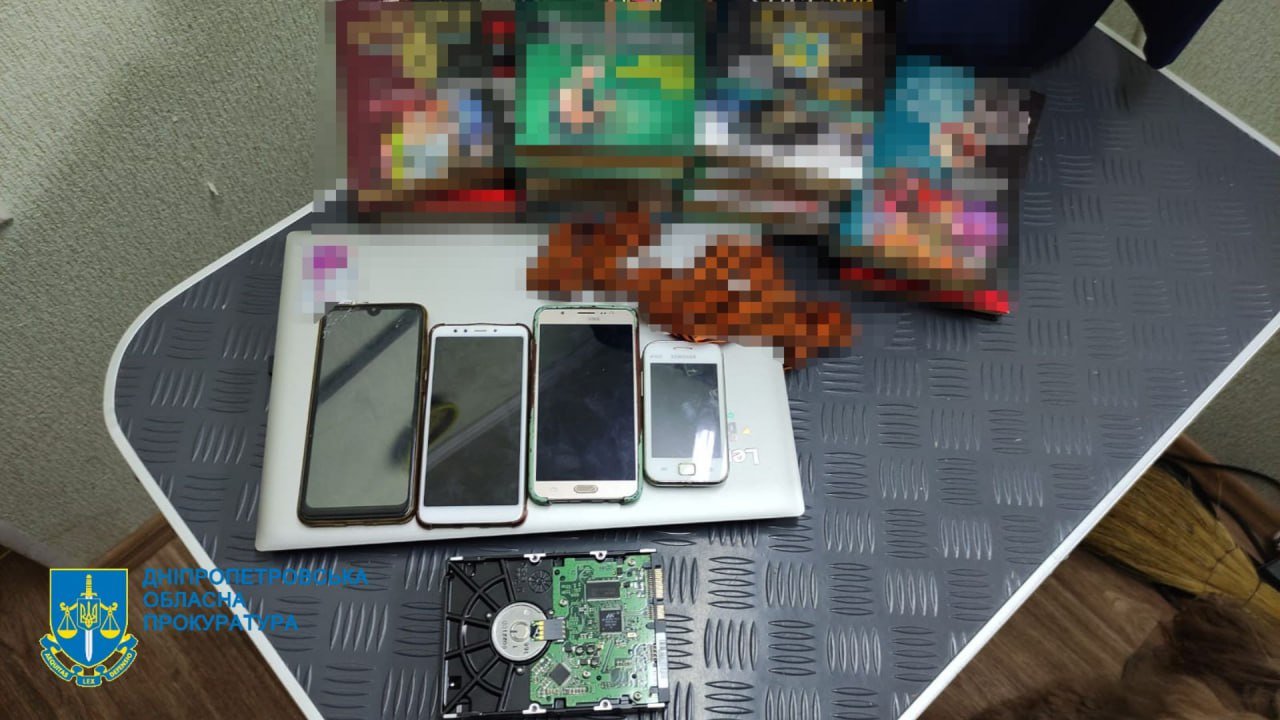 Двоє чоловіків виправдовували агресію рф Двоє чоловіків виправдовували агресію рф