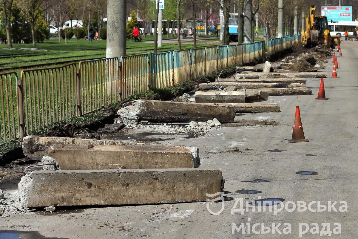 Зараз тут триває комплексне оновлення