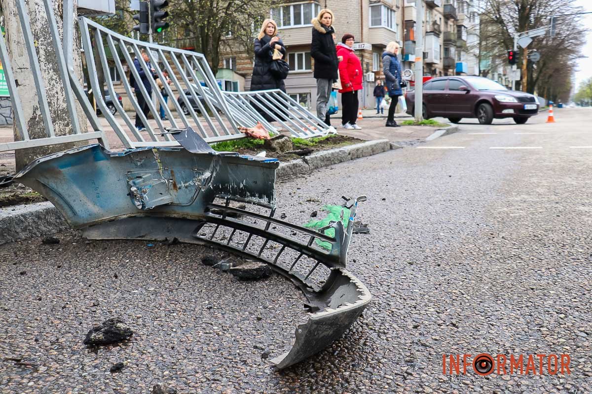 Skoda їхала вулицею Стромцова