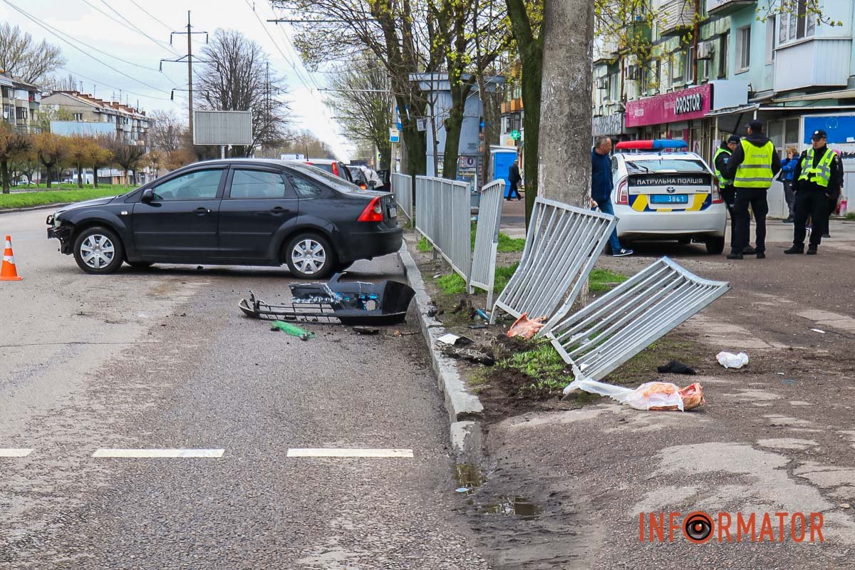 Дотримуйтесь ПДР