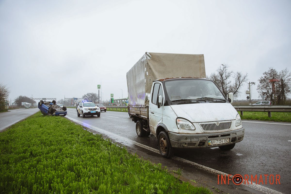 Біля АЗС "ОККО" сталася ДТП