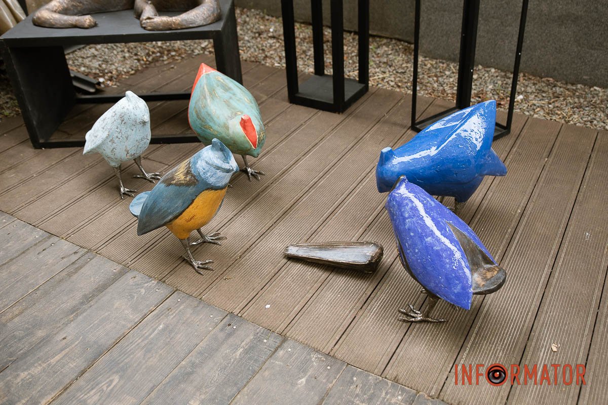 Загалом представлені 25 скульптурних робіт Загалом представлені 25 скульптурних робіт