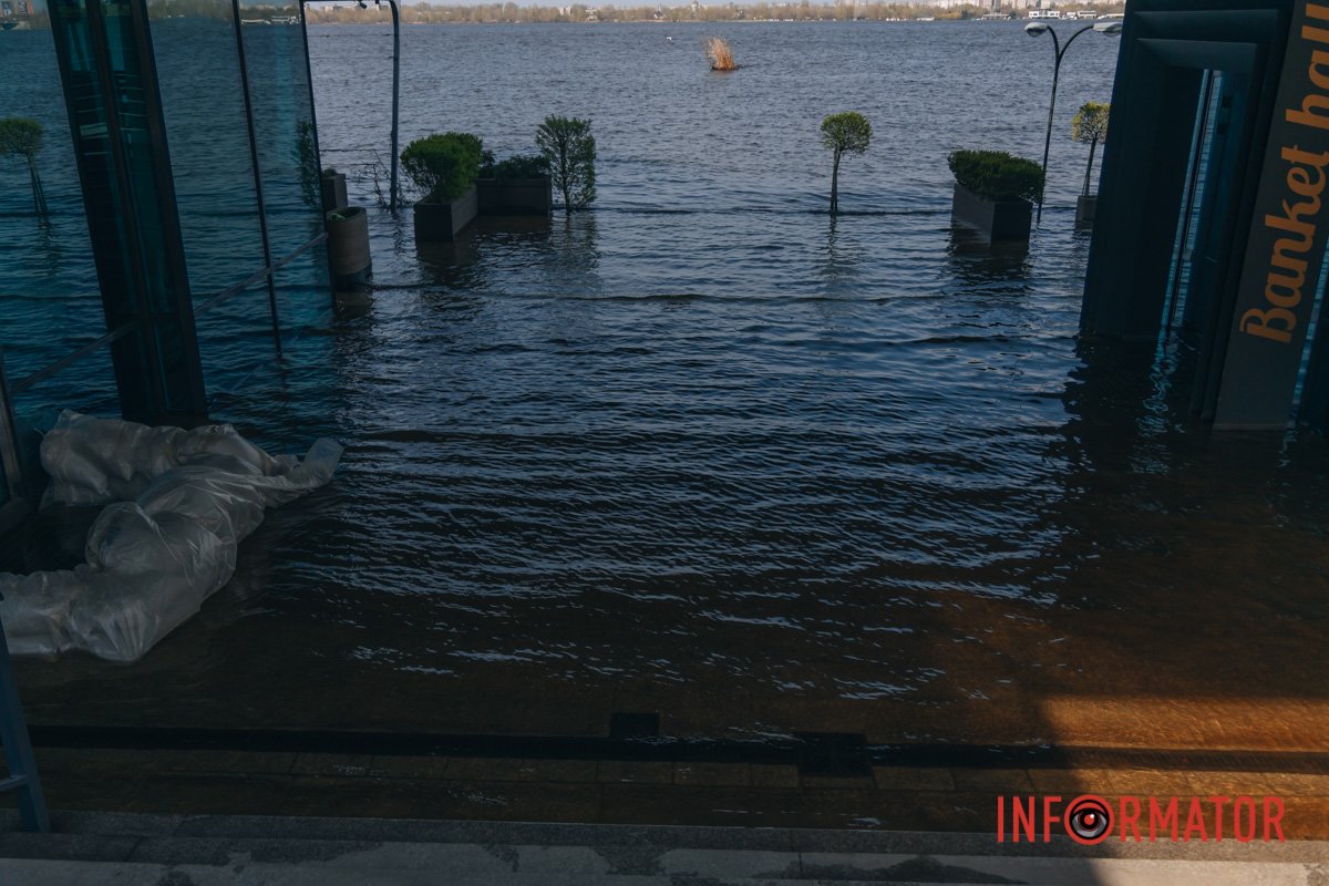 Рівень води підвищився на кілька десятків сантиметрів