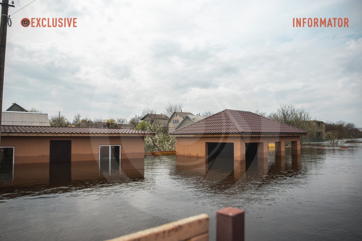 Подвір'я житлового будинку