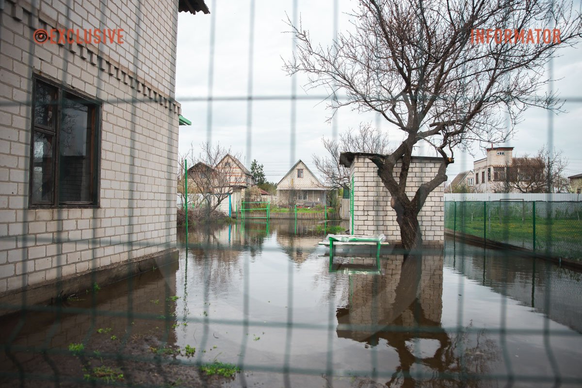 В об'єктиві