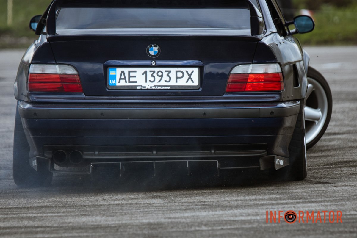 BMW і крапка BMW і крапка