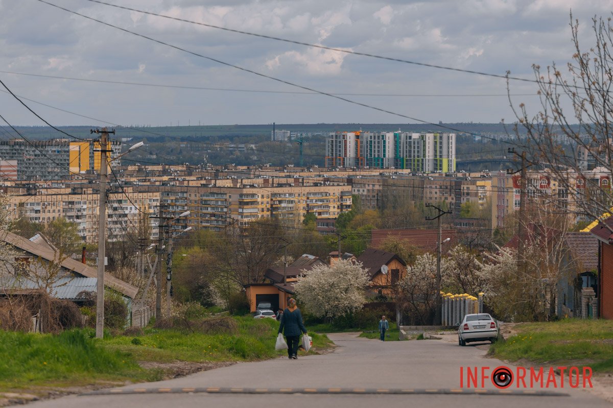 Жіночка поспішає
