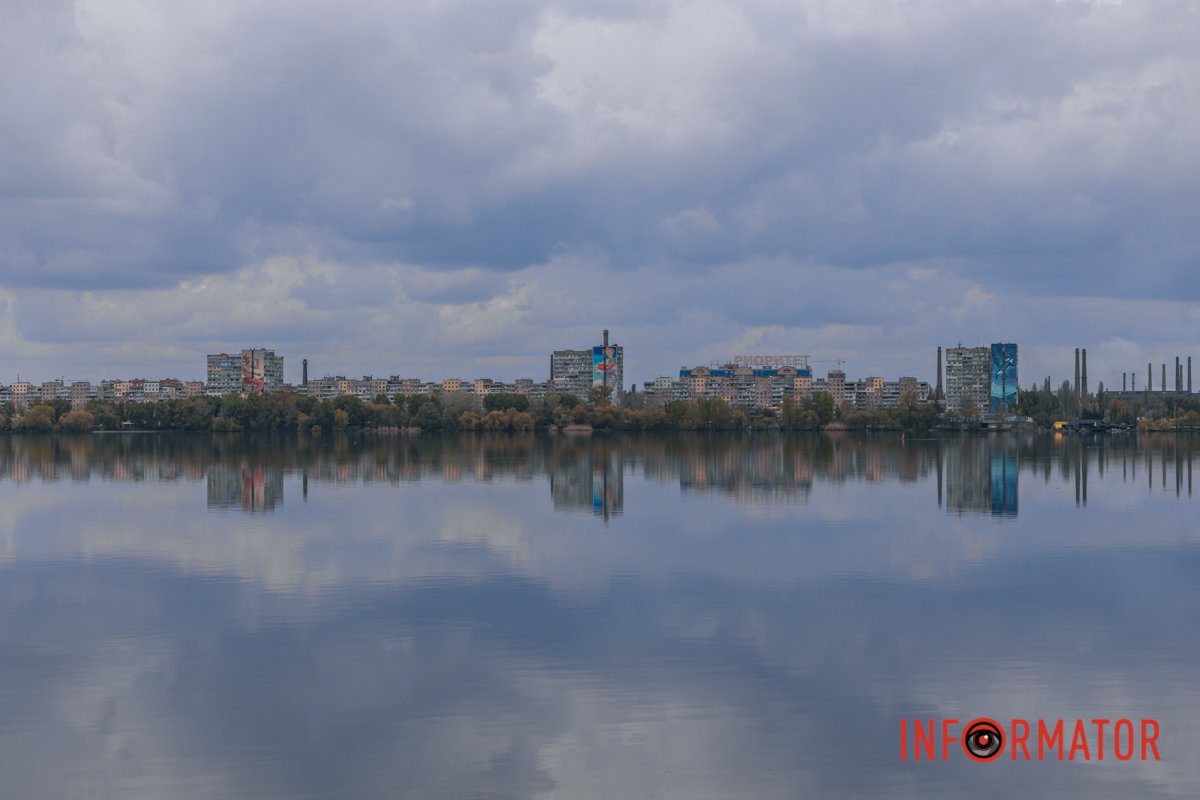 Небо вкрили хмари