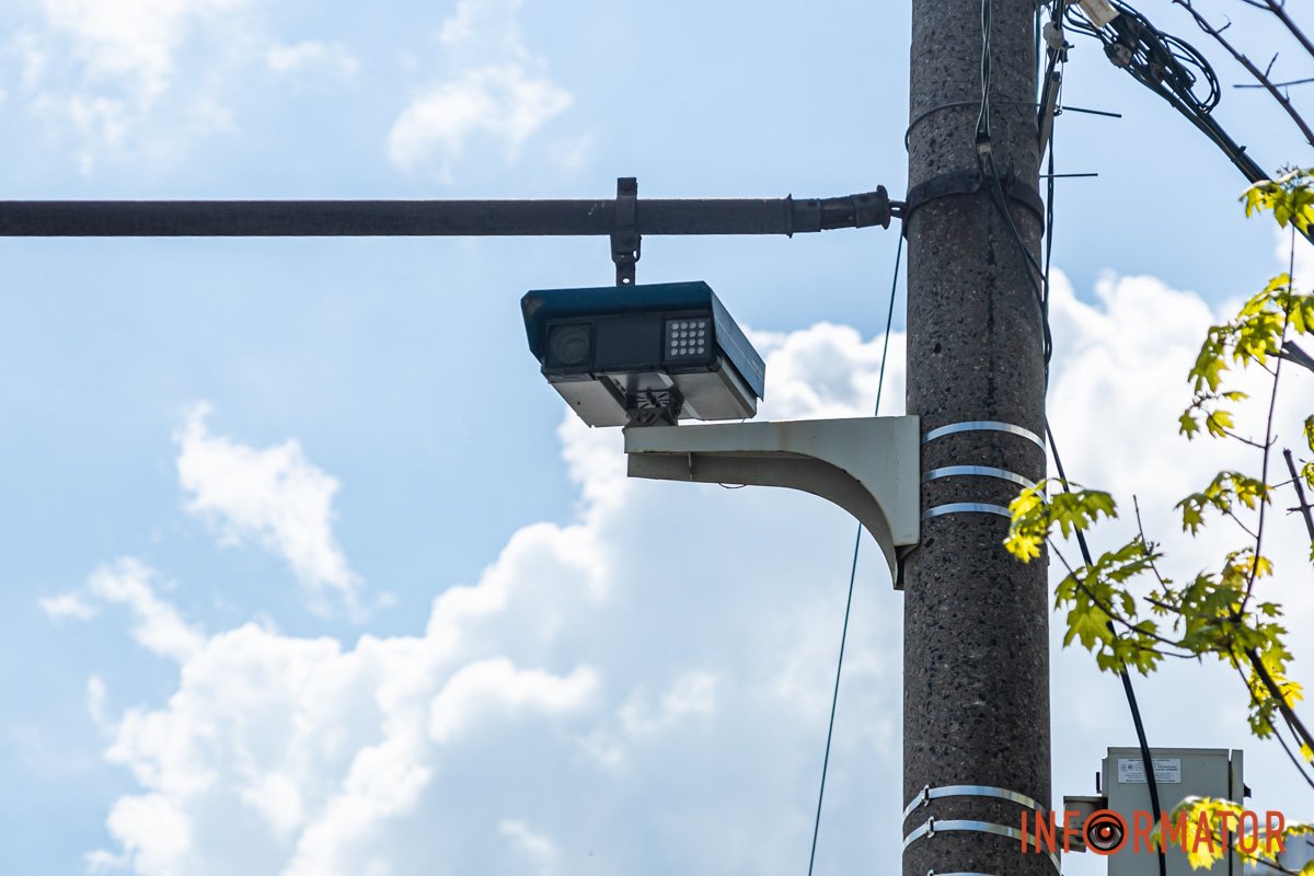 Камера автоматичної фіксації на Набережній Перемоги Камера автоматичної фіксації на Набережній Перемоги