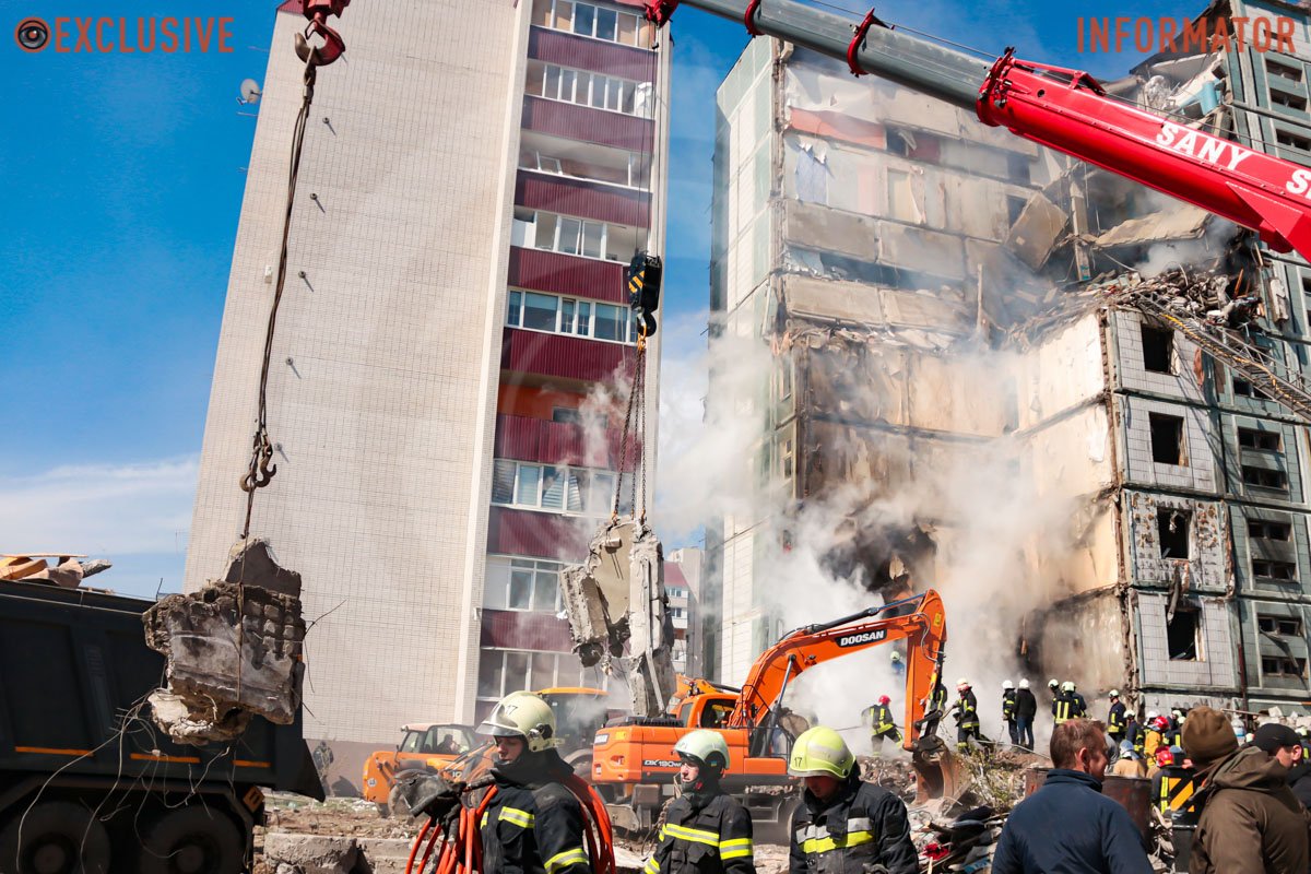 27 квартир повністю зруйновані 27 квартир повністю зруйновані