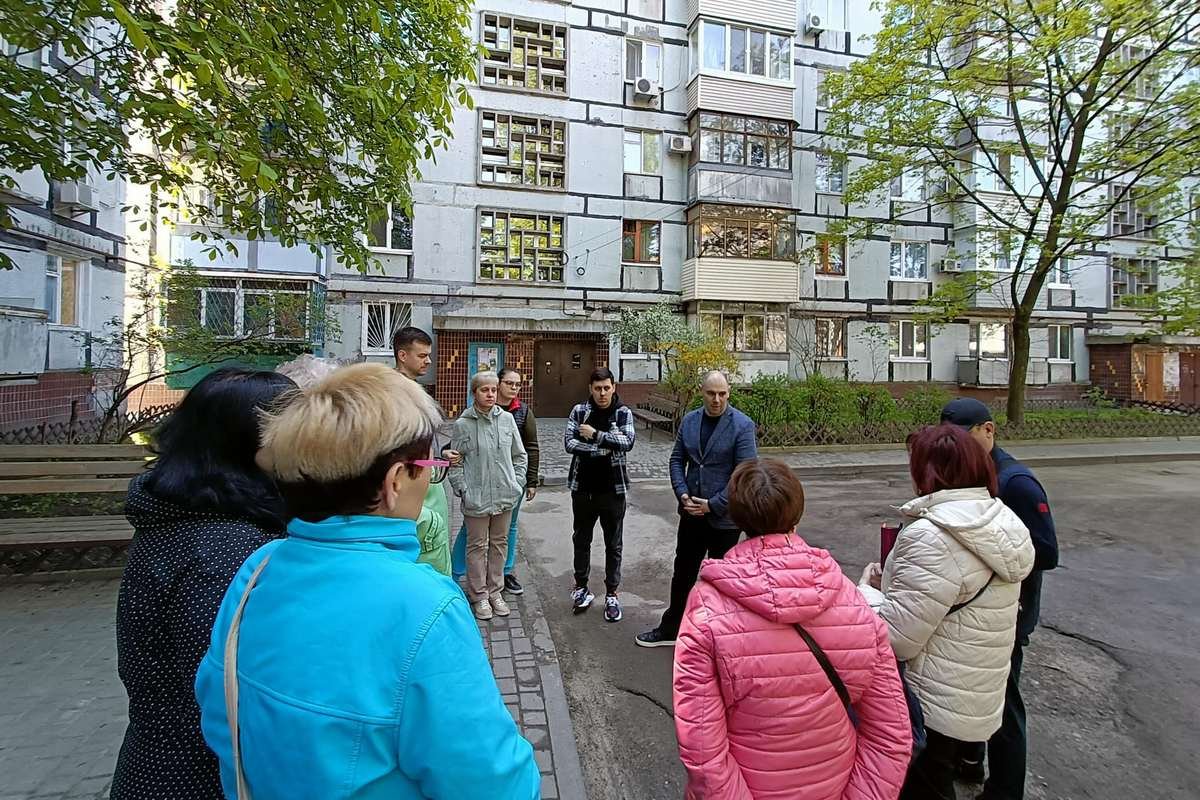 Благоустрій житлового масива - справа кожного мешканця району