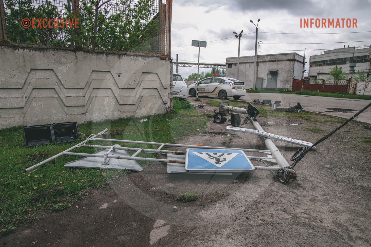 Водій не впорався з кермуванням Водій не впорався з кермуванням