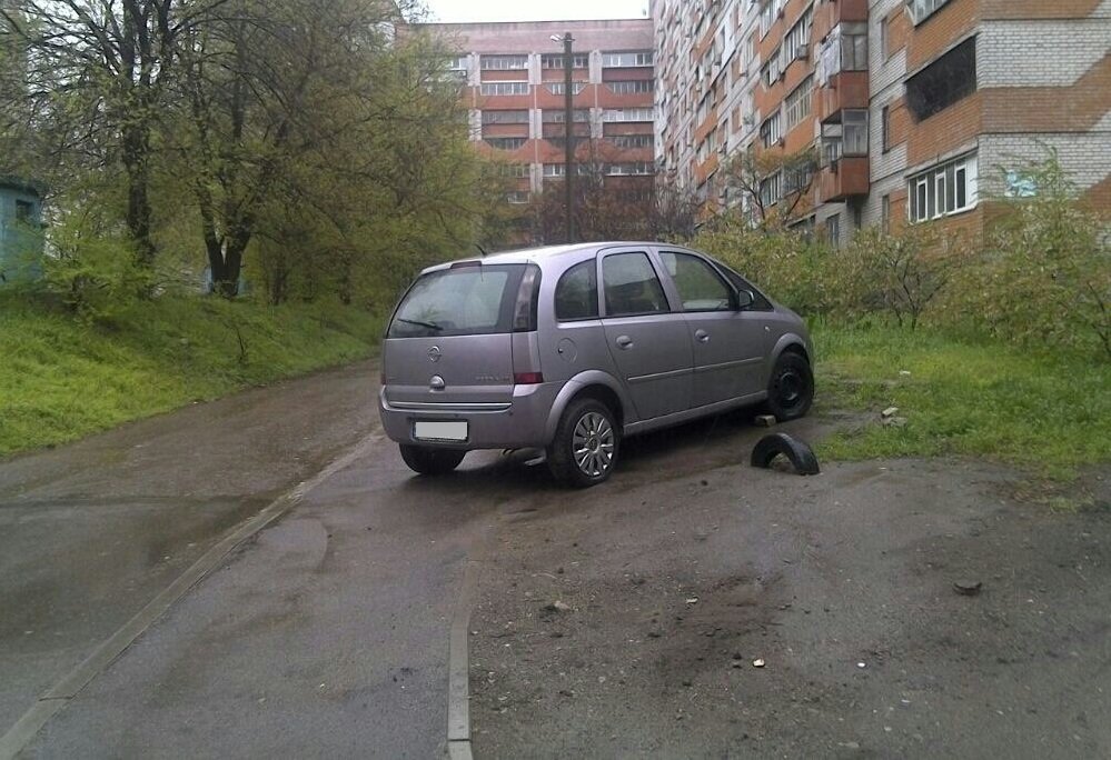 Порушник паркування Порушник паркування
