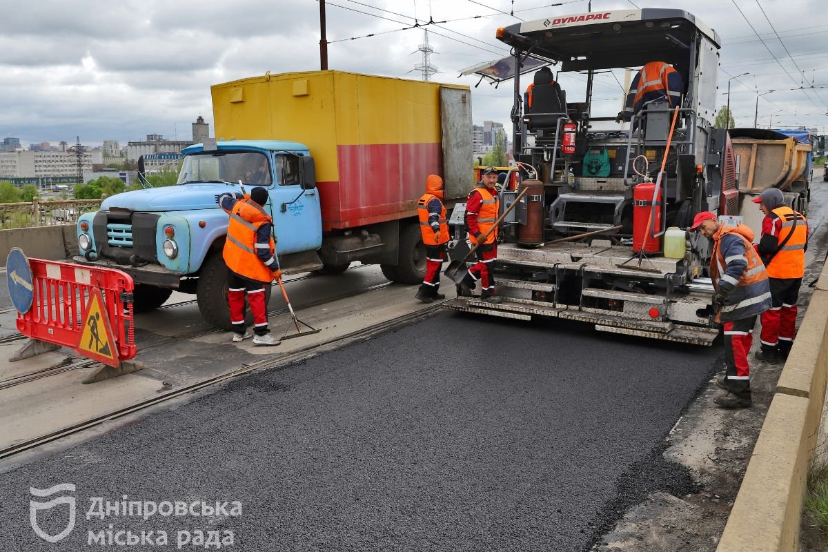 Ремонт Амурського моста завершується