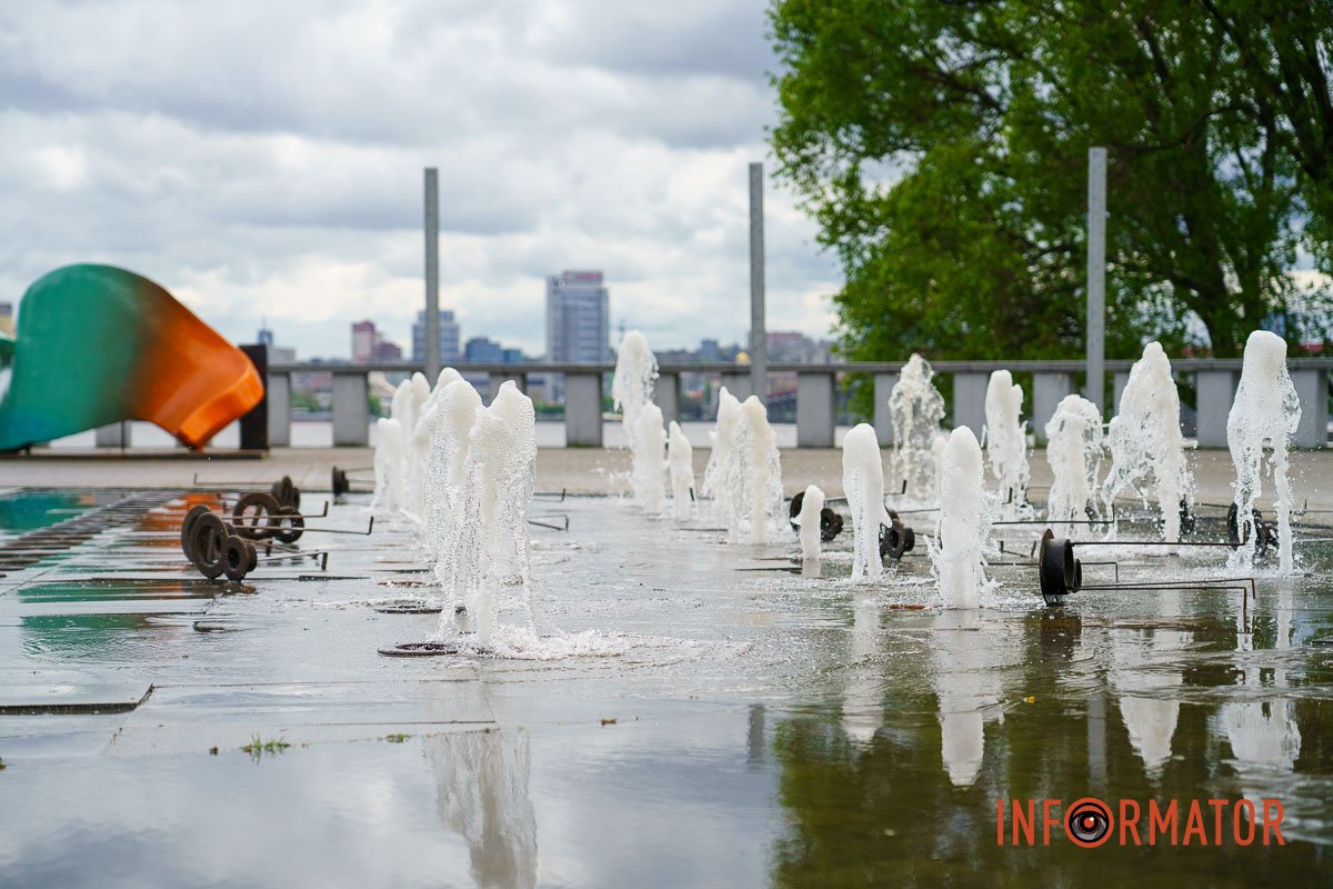 У Дніпрі запрацювали 10 з 14 фонтанів