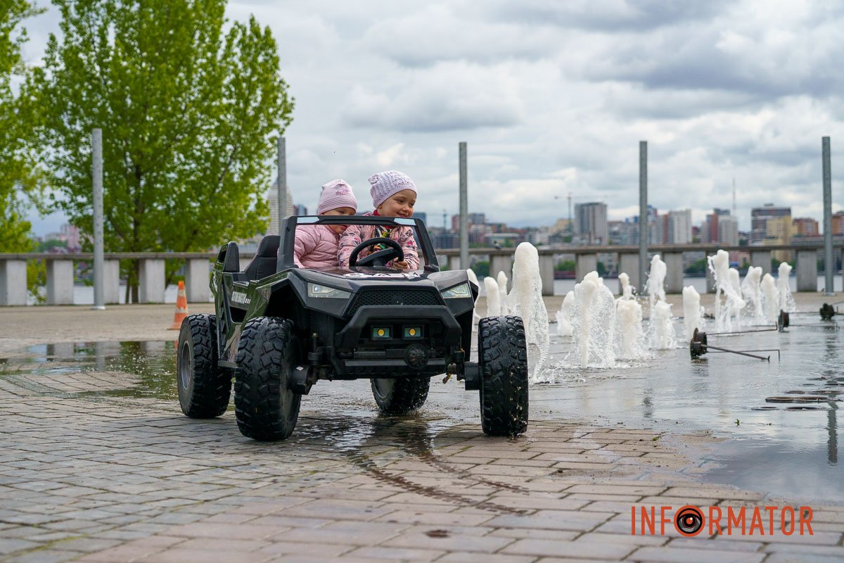 І водійські права не потрібні