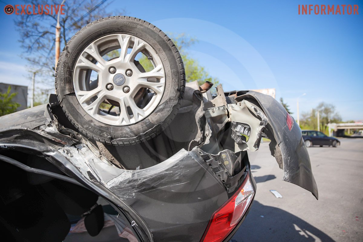 Машини рухалися в напрямку Осінньох зі сторони Слобожанського проспекту