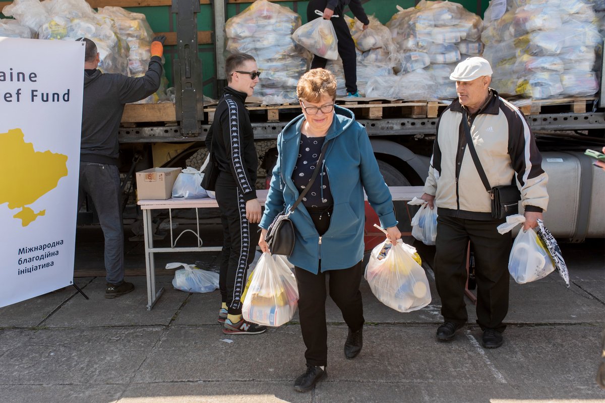 У квітні родини ВПО з дітьми отримали 5700 гуманітарних наборів