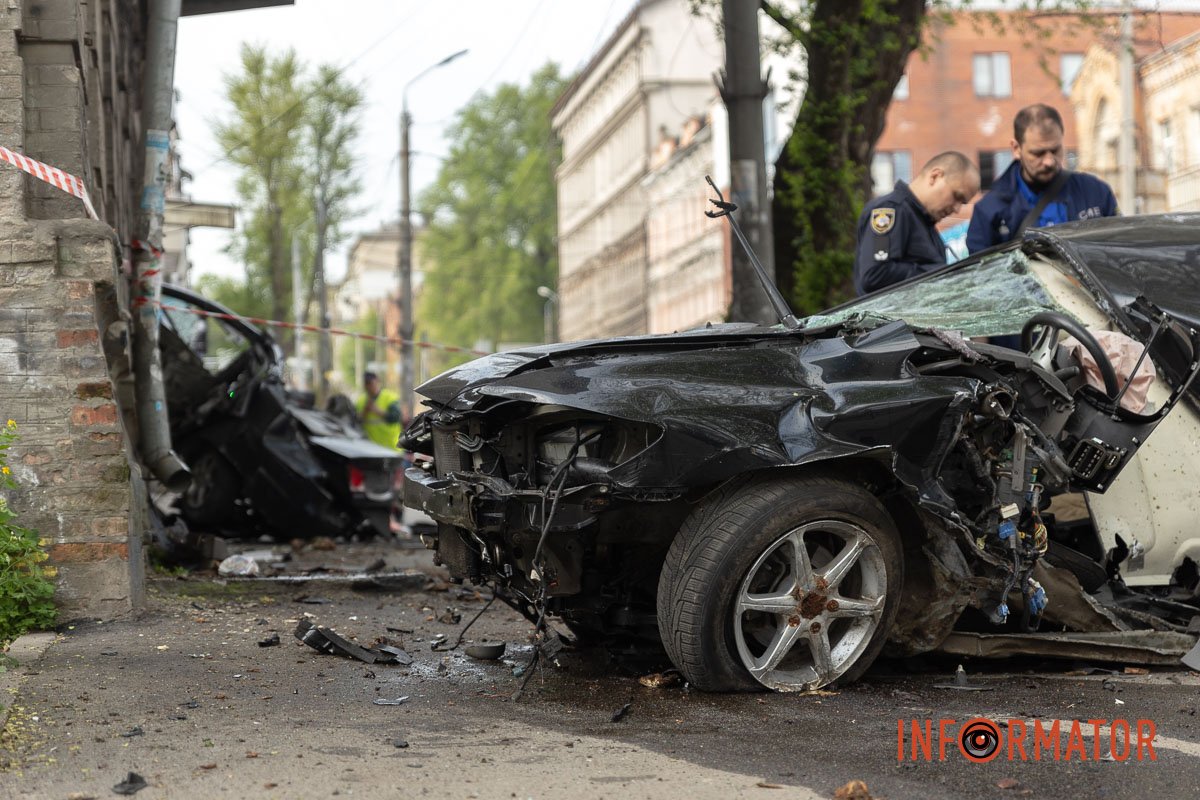 Усі обставини з'ясовуються Усі обставини з'ясовуються