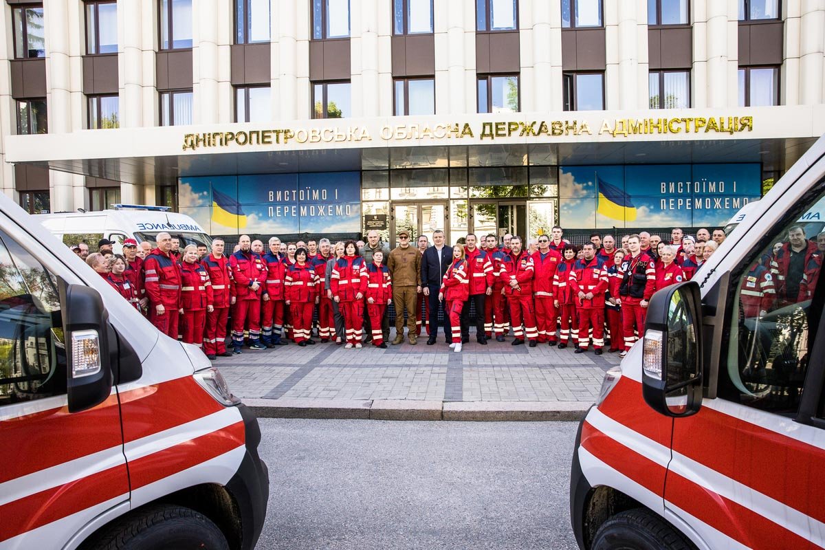 Автівки оснащені всім необхідним для порятунку життя