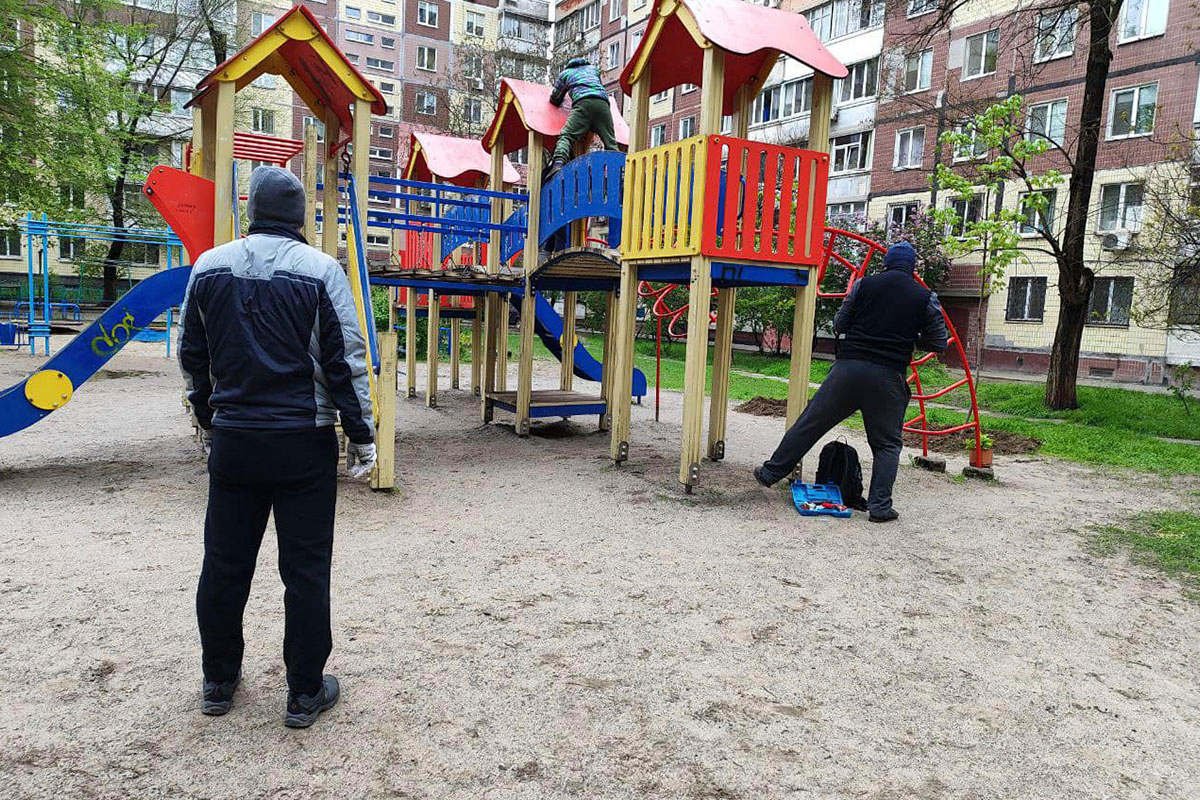 Цим ми відрізняємось від росіян Цим ми відрізняємось від росіян