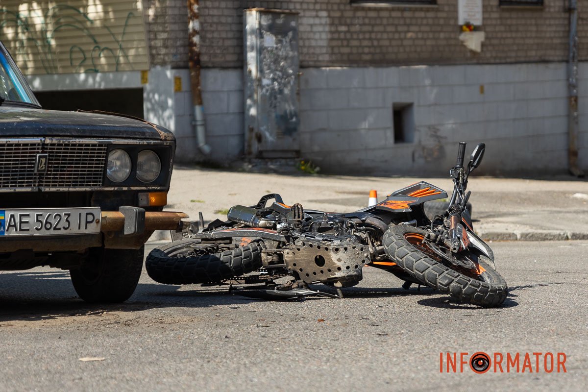 ВАЗ збив курʼєра Glovo