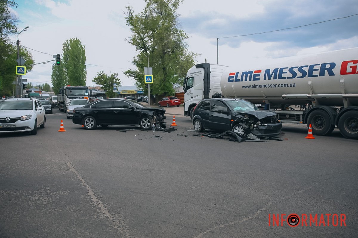 На дорозі розлиті паливо-мастильні матеріали