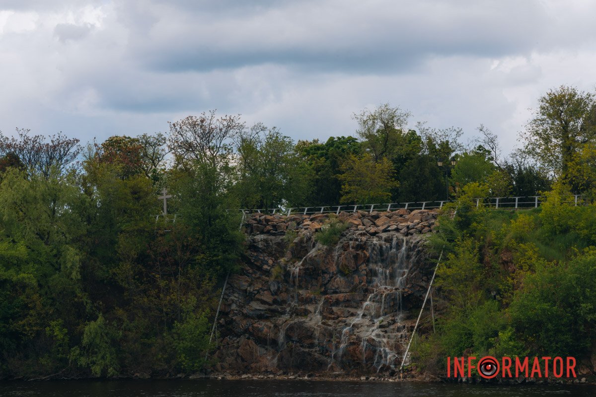 Цей водоспад створили у 2013 році 