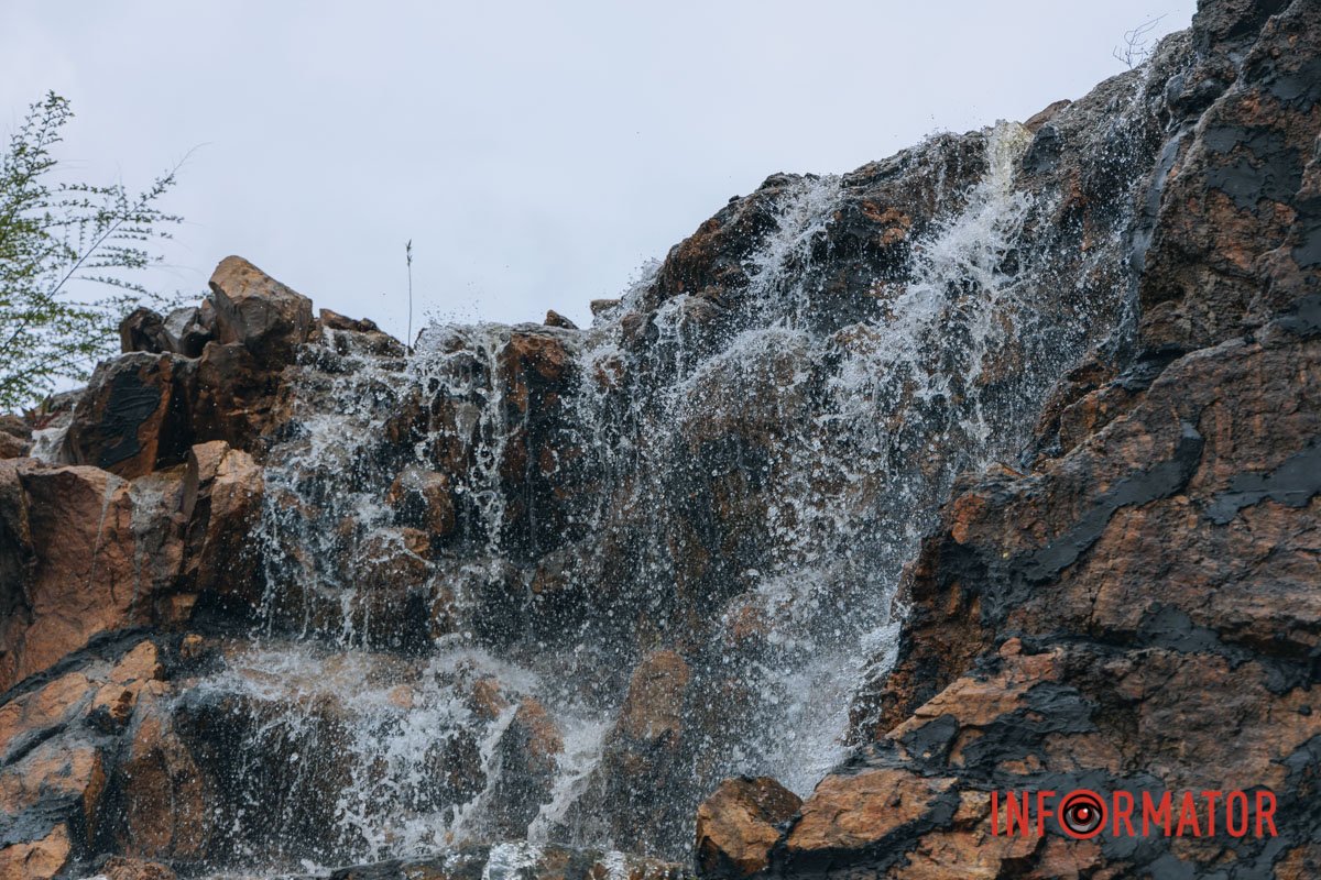 І тільки козаки навчились його минати