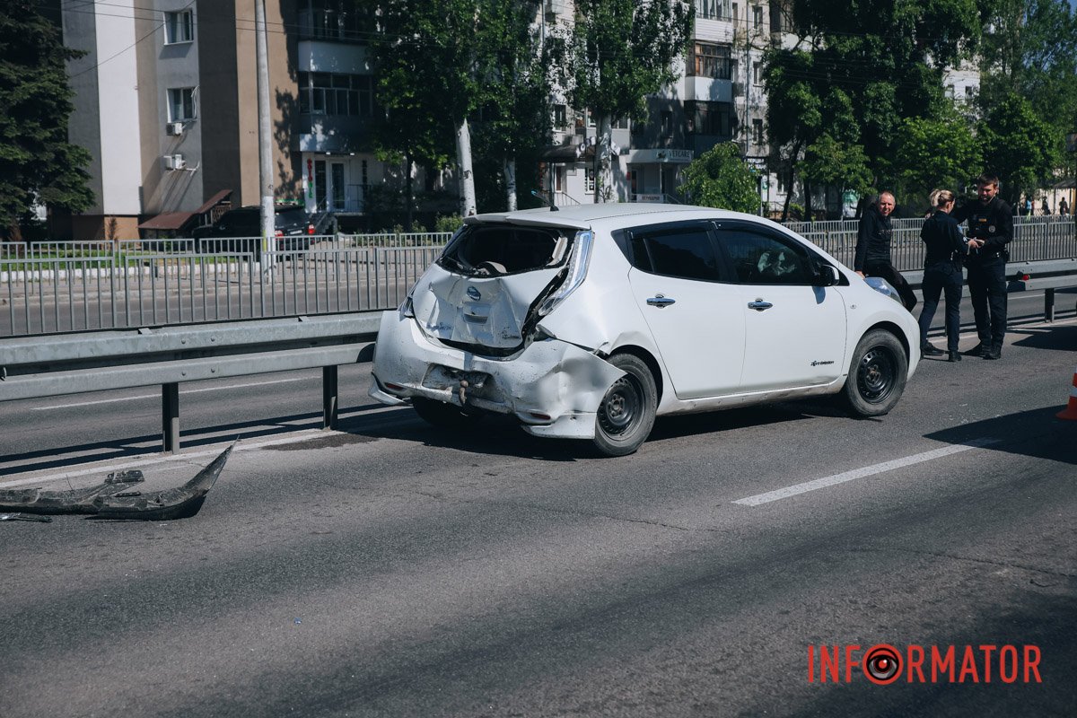 Машини перешкоджали нормальному проїзду в бік вулиці Калинової
