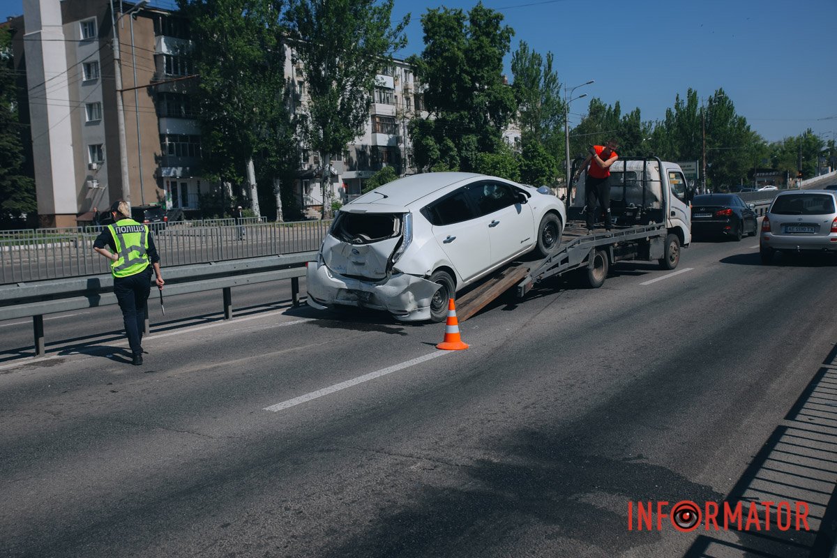 Вранці 15 травня на Центральному мосту утворився великий затор